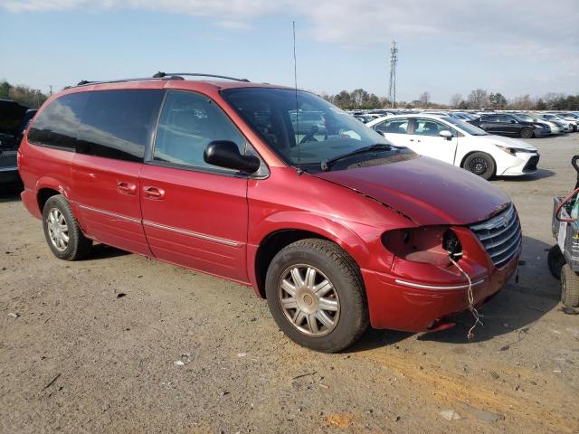 2C4GP64L35R174157 - 2005 CHRYSLER TOWN & COU LIMITED RED photo 4