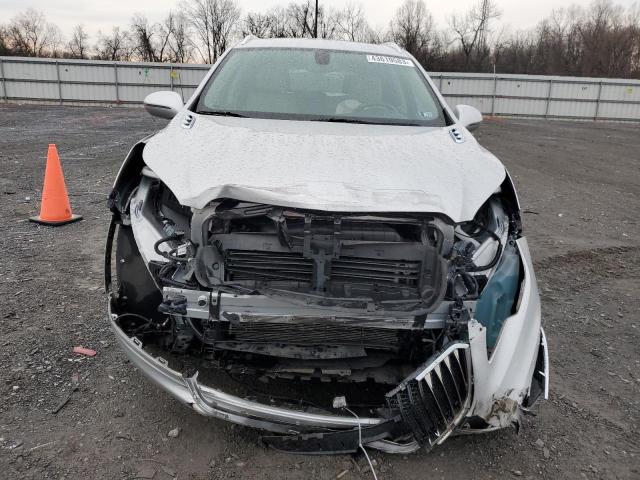 LRBFXBSA9HD069876 - 2017 BUICK ENVISION ESSENCE Արծաթագույն լուսանկար 5