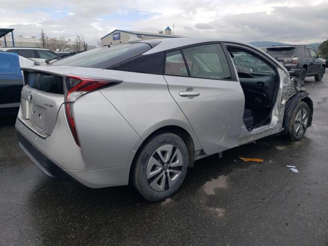 JTDKBRFU9J3582519 - 2018 TOYOTA PRIUS SILVER photo 3