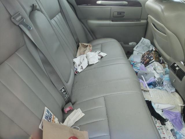 1LNHM81W33Y690840 - 2003 LINCOLN TOWN CAR EXECUTIVE SILVER photo 10