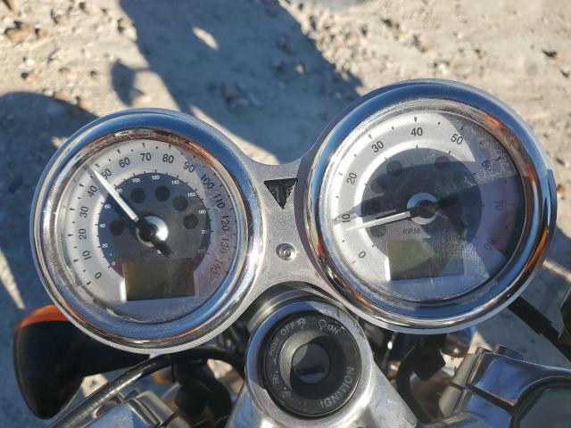 SMTD21HF6GT765847 - 2016 TRIUMPH MOTORCYCLE THRUXTON 1200 R GRAY photo 8