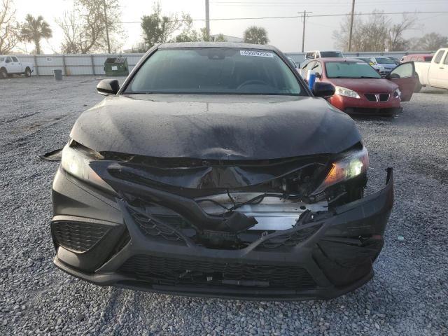 4T1G11AK7PU756490 - 2023 TOYOTA CAMRY SE NIGHT SHADE BLACK photo 5