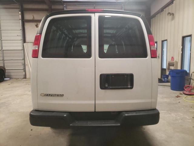 1GCWGAFP1K1369527 - 2019 CHEVROLET EXPRESS G2 WHITE photo 6