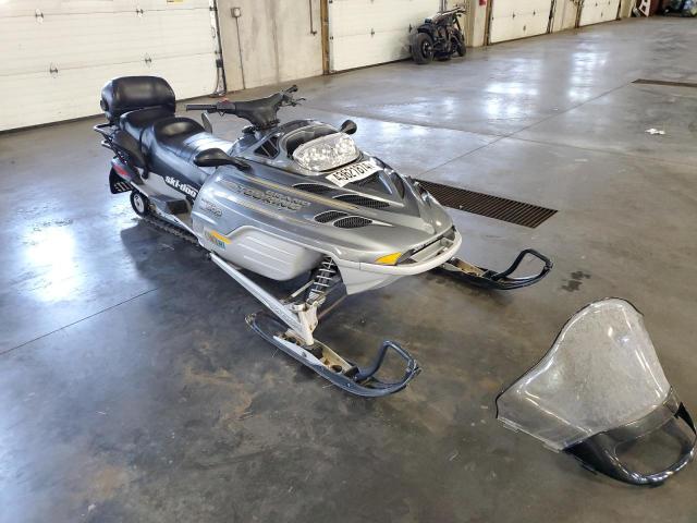 2001 SKI DOO GRAND TOUR, 