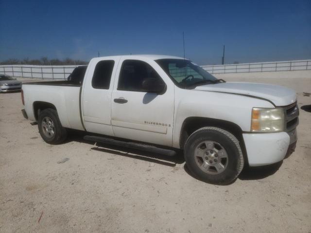 1GCEC19J48Z180637 - 2008 CHEVROLET SILVERADO C1500 WHITE photo 4