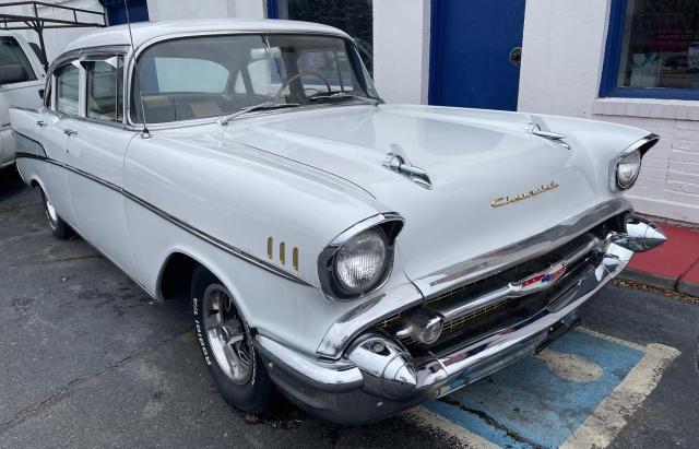 57B106598 - 1957 CHEVROLET BEL AIR WHITE photo 1