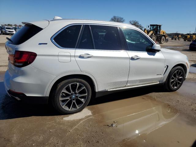 5UXKT0C54J0W00608 - 2018 BMW X5 XDR40E WHITE photo 3