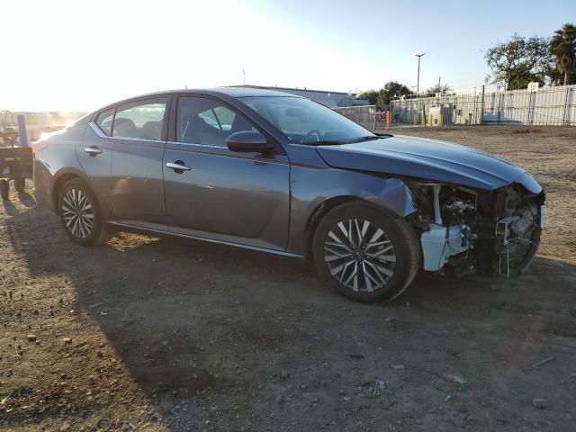 1N4BL4DV8PN343610 - 2023 NISSAN ALTIMA SV GRAY photo 4