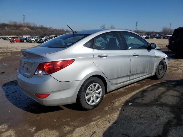 KMHCT4AE4DU313634 - 2013 HYUNDAI ACCENT GLS SILVER photo 3