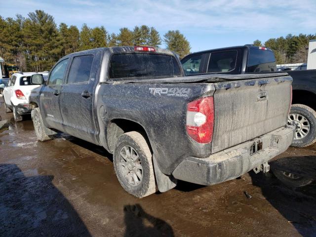 5TFDY5F17GX551731 - 2016 TOYOTA TUNDRA CREWMAX SR5 GRAY photo 2