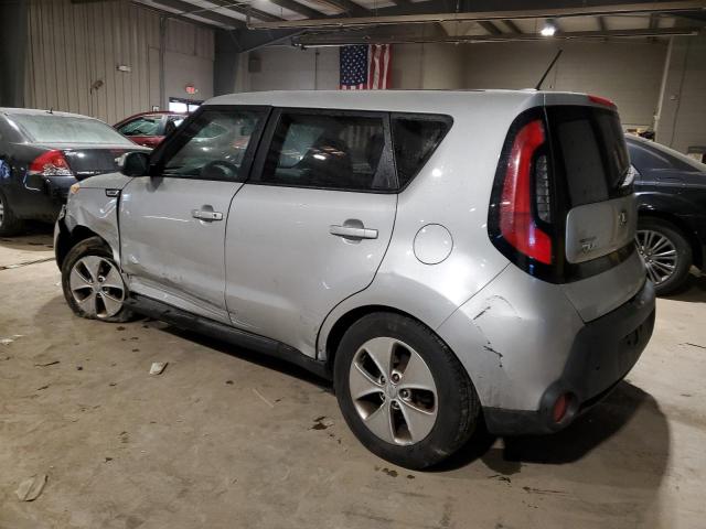 KNDJN2A28F7802863 - 2015 KIA SOUL SILVER photo 2