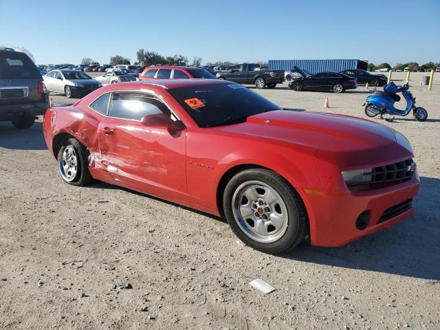 2G1FA1E32C9158522 - 2012 CHEVROLET CAMARO LS RED photo 4