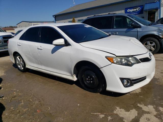 4T1BF1FK2CU176983 - 2012 TOYOTA CAMRY BASE WHITE photo 4