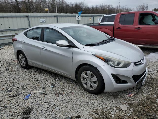 5NPDH4AE5GH691244 - 2016 HYUNDAI ELANTRA SE SILVER photo 4