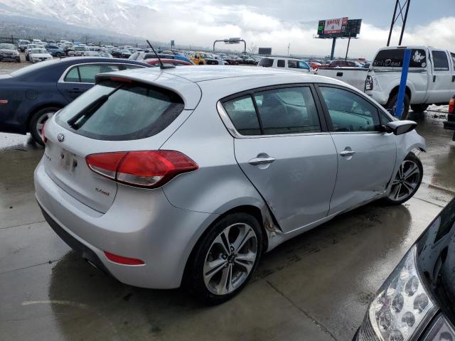 KNAFX5A88G5619236 - 2016 KIA FORTE EX SILVER photo 3