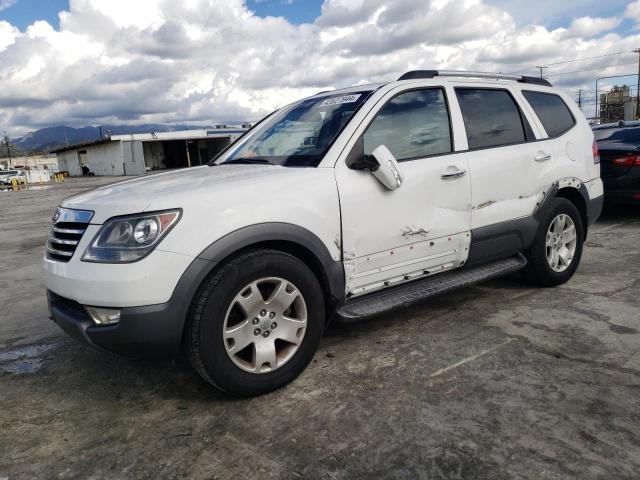 KNDKN4H22B5061119 - 2011 KIA BORREGO EX WHITE photo 1