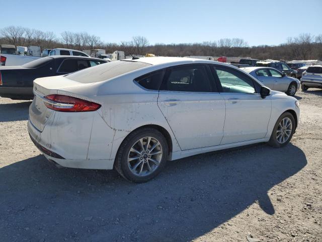 3FA6P0H79HR417061 - 2017 FORD FUSION SE WHITE photo 3