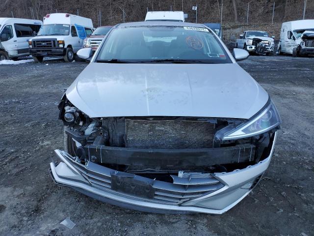 KMHD74LF7KU850459 - 2019 HYUNDAI ELANTRA SE SILVER photo 5