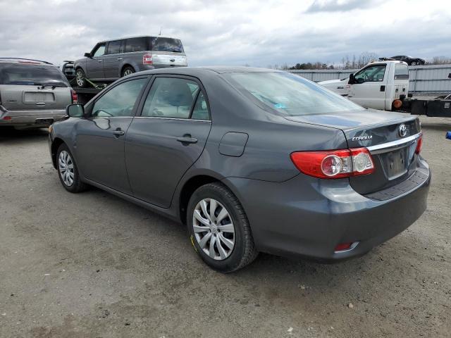2T1BU4EE1DC125741 - 2013 TOYOTA COROLLA BASE GRAY photo 2