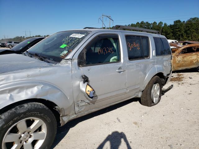 5N1AR1NN8AC606596 - 2010 NISSAN PATHFINDER S SILVER photo 9