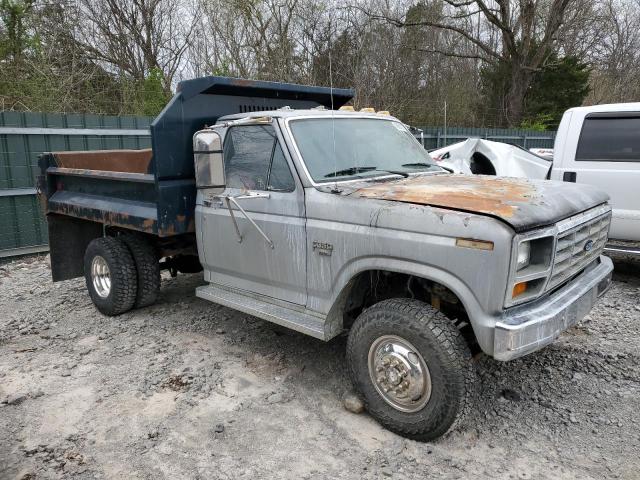 1FDKF3819GPC04377 - 1986 FORD F350 GRAY photo 4