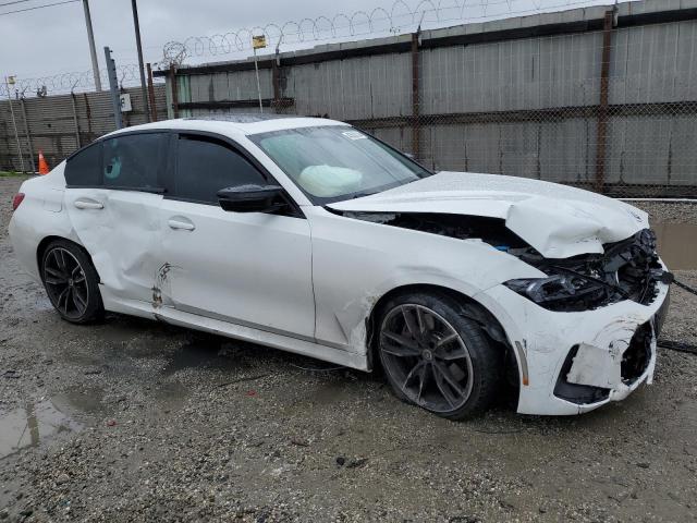 3MW49FS08P8C96373 - 2023 BMW M340I WHITE photo 4