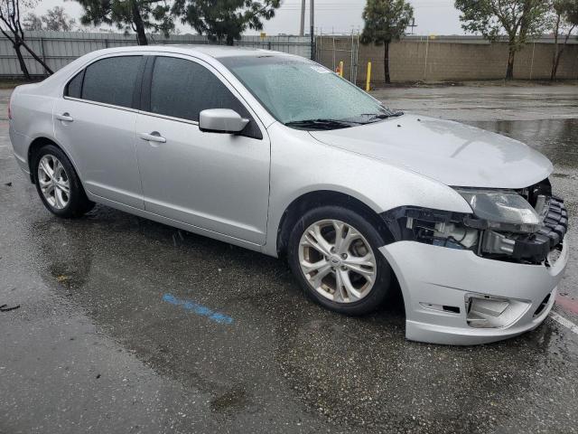 3FAHP0HA3CR381946 - 2012 FORD FUSION SE SILVER photo 4