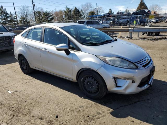 3FADP4BJ9CM165210 - 2012 FORD FIESTA SE SILVER photo 4