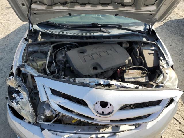 2T1BU4EE1CC878703 - 2012 TOYOTA COROLLA BASE SILVER photo 11