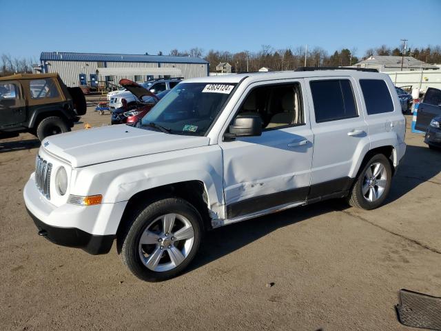 1C4NJRFB3CD683504 - 2012 JEEP PATRIOT LATITUDE WHITE photo 1