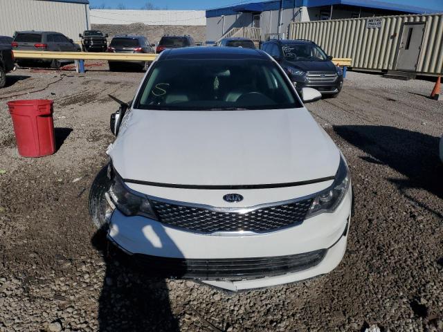 5XXGU4L38HG135978 - 2017 KIA OPTIMA EX WHITE photo 5