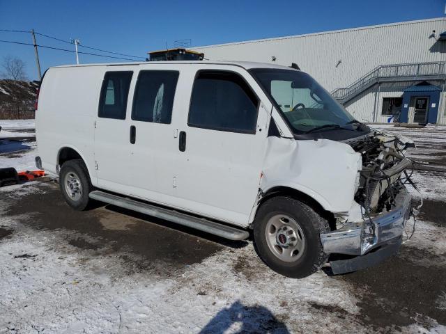 1GTW7AFG0L1172740 - 2020 GMC SAVANA G2500 WHITE photo 4