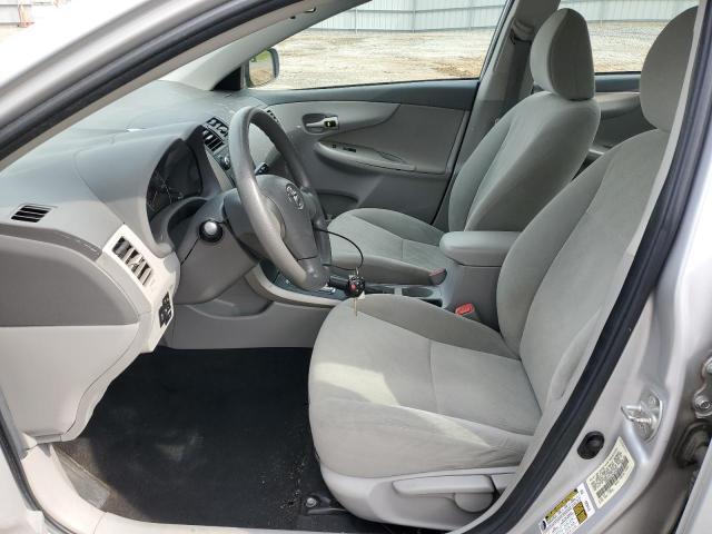 1NXBU4EE7AZ333052 - 2010 TOYOTA COROLLA BASE SILVER photo 7