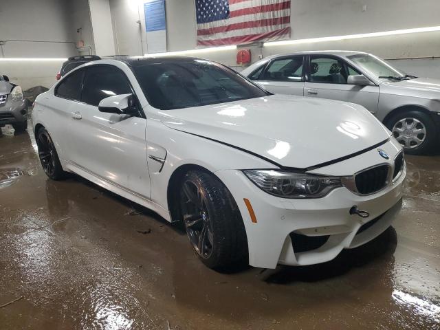 WBS3R9C56GK338752 - 2016 BMW M4 WHITE photo 4