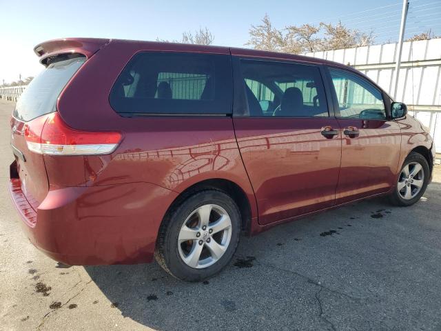 5TDZK3DC2ES449613 - 2014 TOYOTA SIENNA RED photo 3