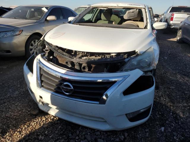 1N4AL3AP8FC250463 - 2015 NISSAN ALTIMA 2.5 WHITE photo 5