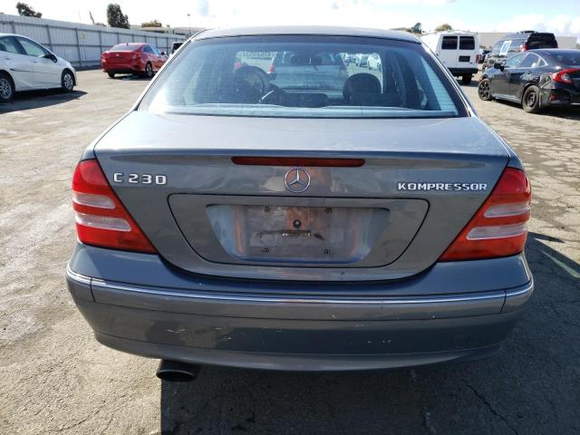 WDBRF40J94A619569 - 2004 MERCEDES-BENZ C 230K SPORT SEDAN BLUE photo 6