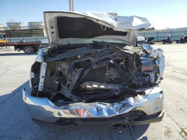 1GCVKREC0JZ176423 - 2018 CHEVROLET SILVERADO K1500 LT WHITE photo 5