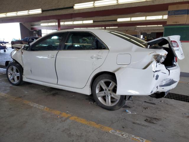 4T1BF1FK2EU339487 - 2014 TOYOTA CAMRY L WHITE photo 2