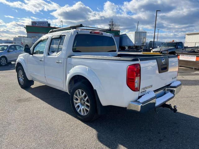 1N6AD0EV1CC430679 - 2012 NISSAN FRONTIER S WHITE photo 3