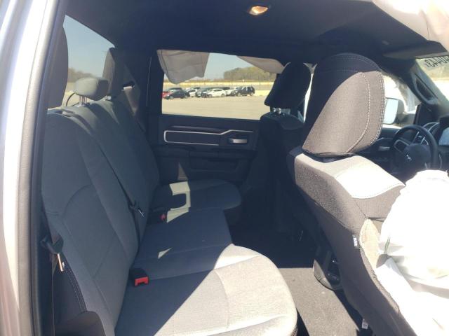 3C6UR5DL7NG370378 - 2022 RAM 2500 BIG HORN/LONE STAR SILVER photo 11