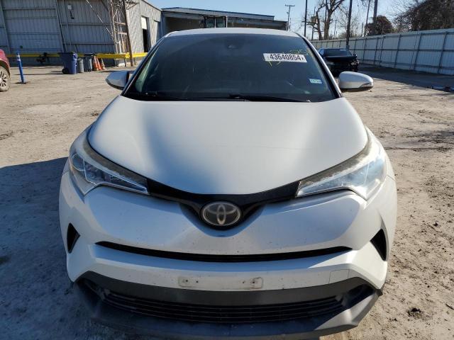 NMTKHMBX8JR001641 - 2018 TOYOTA C-HR XLE WHITE photo 5