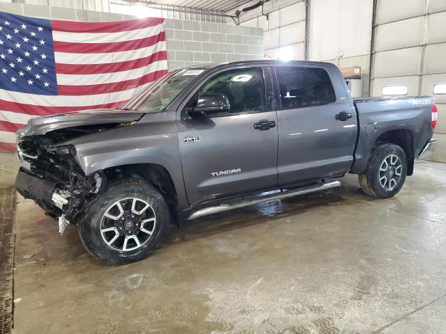 5TFDW5F13GX558746 - 2016 TOYOTA TUNDRA CREWMAX SR5 GRAY photo 1