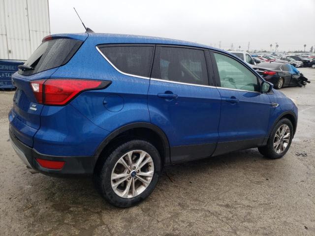 1FMCU0GD9KUA36108 - 2019 FORD ESCAPE SE BLUE photo 3