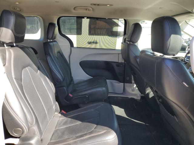 2C4RC1BG2NR117333 - 2022 CHRYSLER PACIFICA TOURING L BLACK photo 11