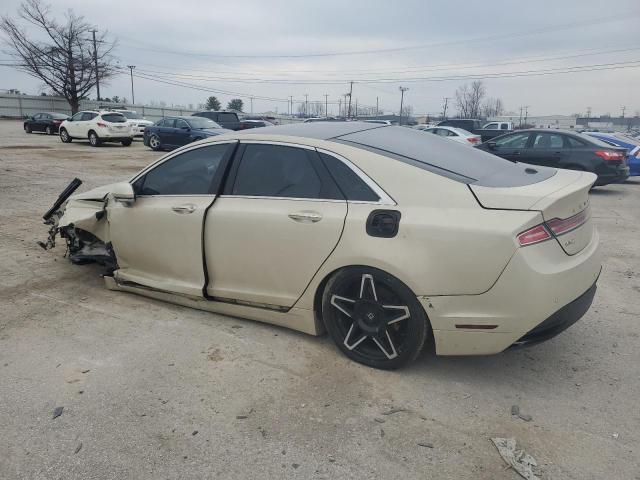 3LN6L2J93FR626902 - 2015 LINCOLN MKZ CREAM photo 2