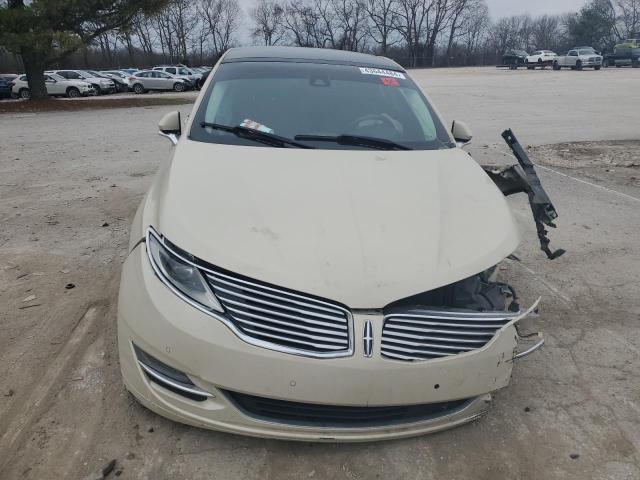 3LN6L2J93FR626902 - 2015 LINCOLN MKZ CREAM photo 5