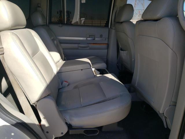 1A8HX58T69F711991 - 2009 CHRYSLER ASPEN LIMITED CREAM photo 11