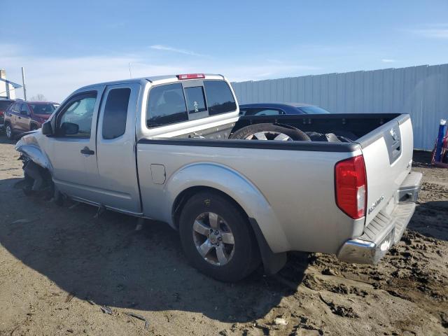 1N6AD0CW3BC414106 - 2011 NISSAN FRONTIER SV SILVER photo 2