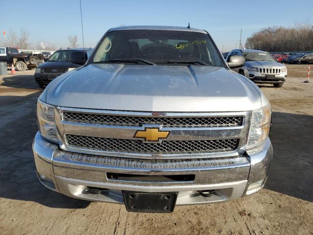 1GCPKSE72CF190945 - 2012 CHEVROLET SILVERADO K1500 LT SILVER photo 5